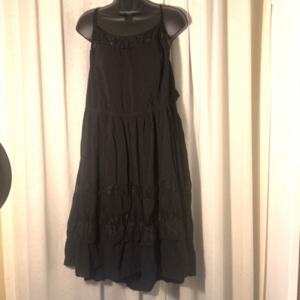 TORRID TIERED RUFFLE&LACE SPAGHETTI STRAP DRESS